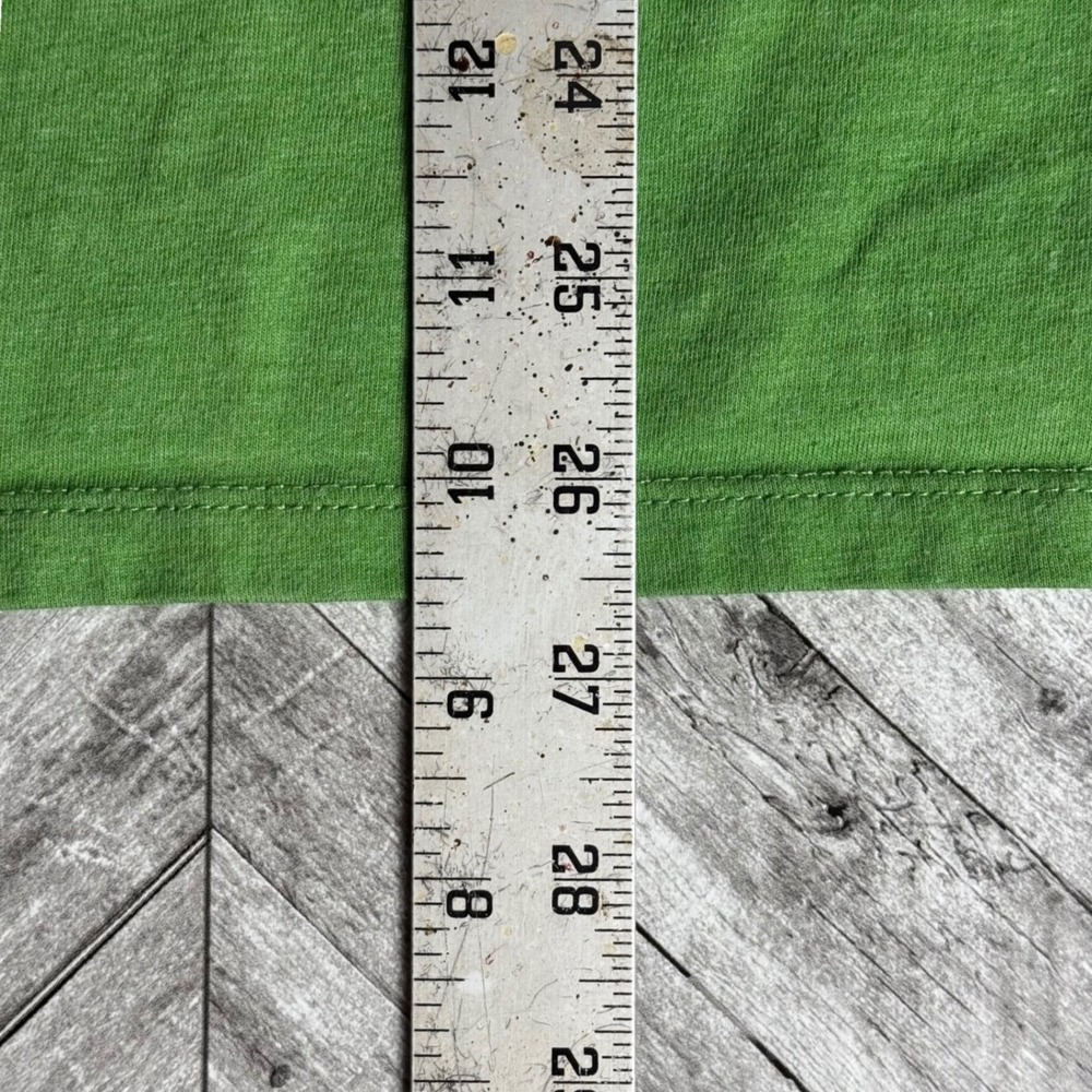 Solid Threads Mens XL Green Im a Drinker Not a Fighter Shamrock Graphic T-Shirt - Picture 5 of 6